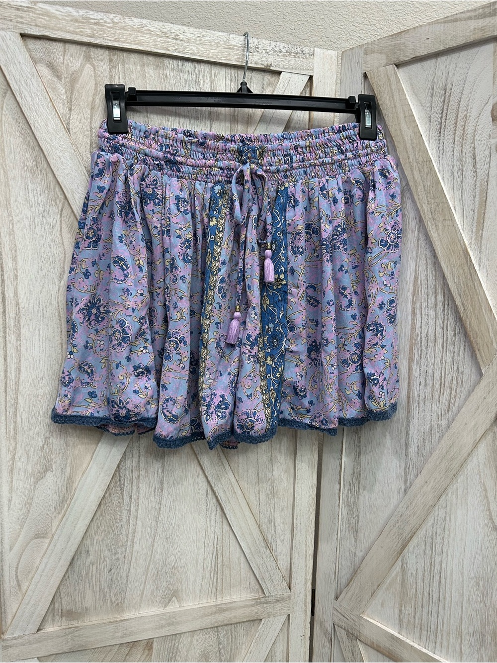 High-Waist Lavender Floral Boho Shorts with Tassel Drawstring
